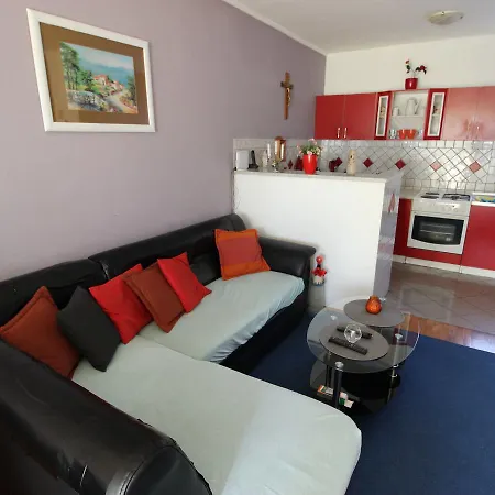 Сasa de vacaciones House Korina Sukošan